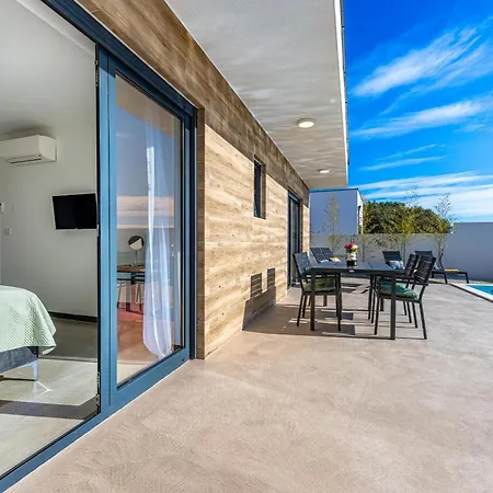 Holiday home Aura *