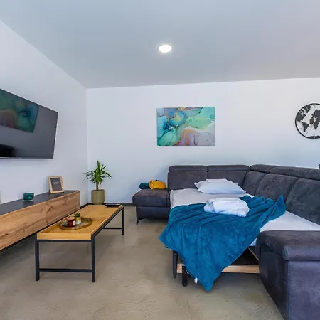 Aura Holiday home Pula