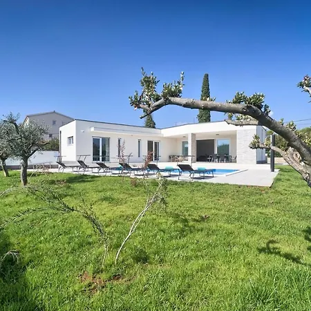 Villa Aura Pula